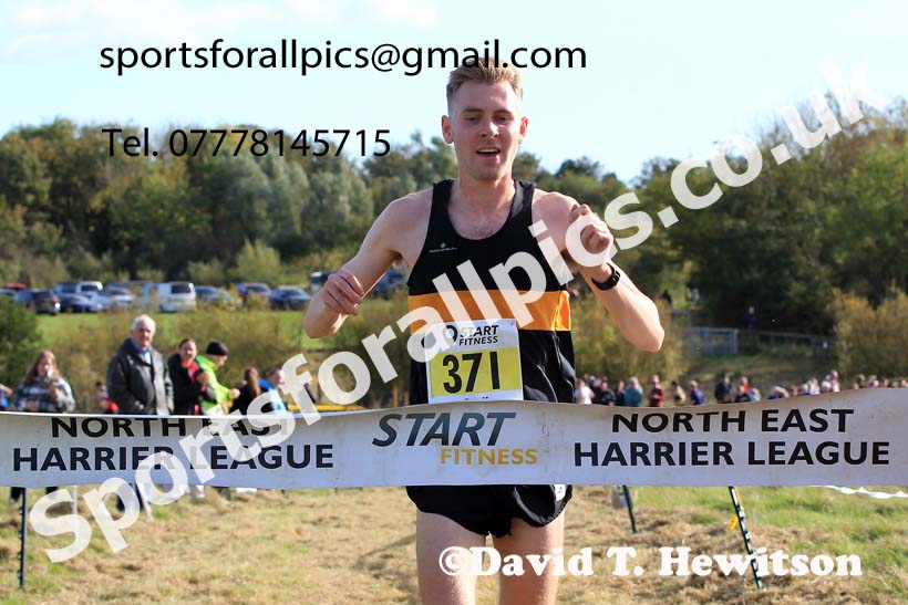 Senior mens 2023 Start Fitness NEHL, Druridge Bay Country Park, Northumberland.  Photo: David T. Hewitson/Sports for All Pics